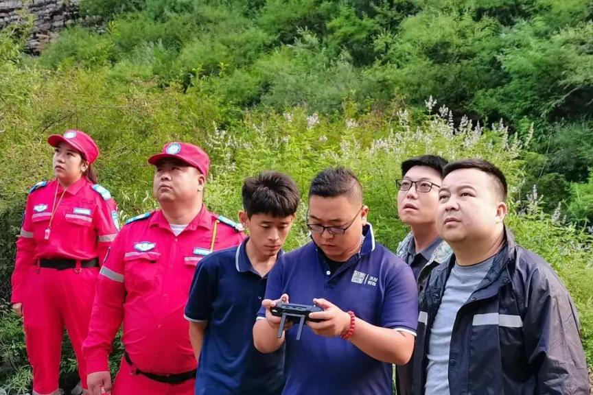 定襄山中，一場救援！天時利和無人機緊急出動！